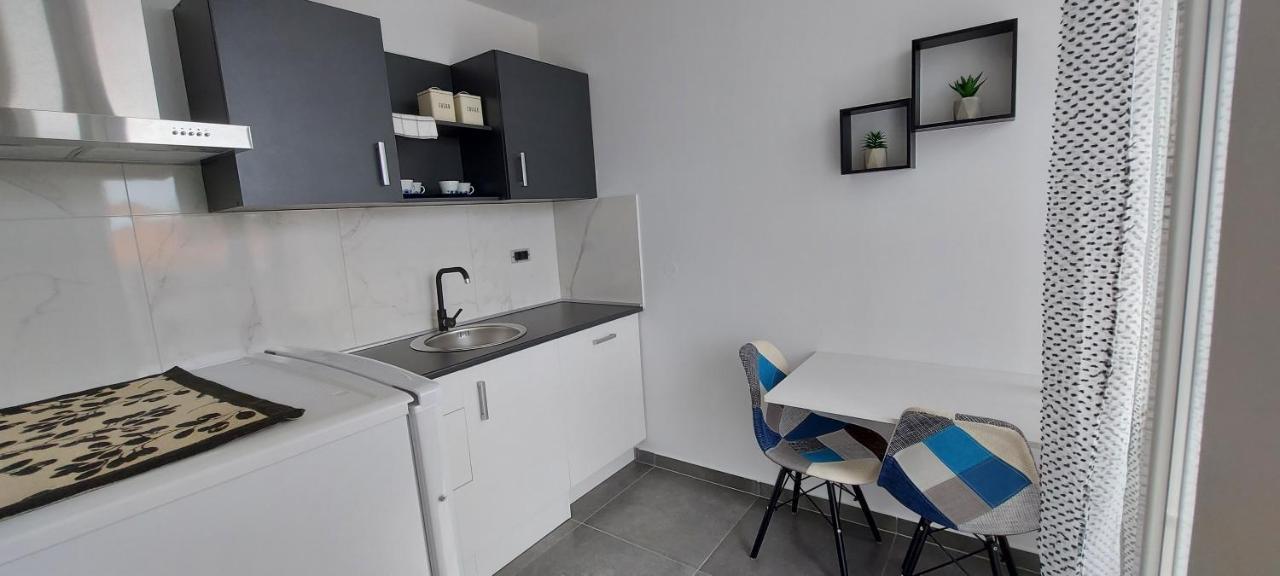 River 67 - Apartment In غييكا المظهر الخارجي الصورة